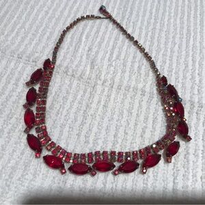 Vintage Elegant Red Gemstone Necklace